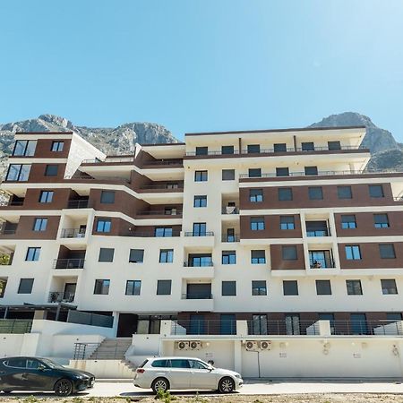 Miracle Apartment Cattaro Esterno foto